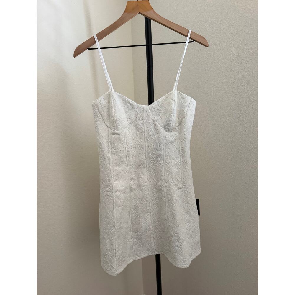 Lulus Dainty Personality Ivory Lace Seamed Bustier Mini Dress sz M - Picture 4 of 7